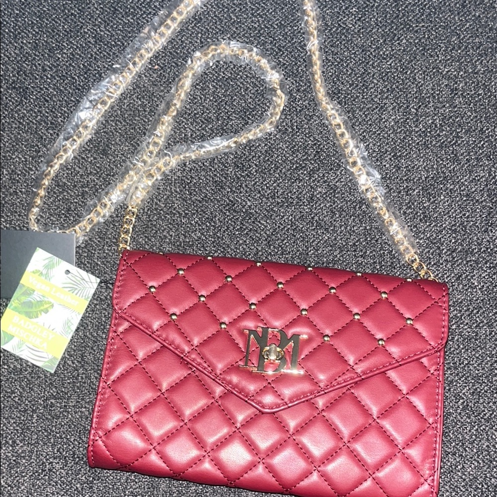 Badgley Mischka Elegant Burgundy Quilted Chain Bag